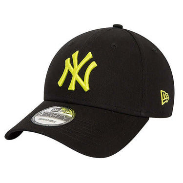 New Era Accessories New York Yankees League Essential Black 9FORTY Adjustable Cap by New Era - Durable Design with comfort, quality and modern style
